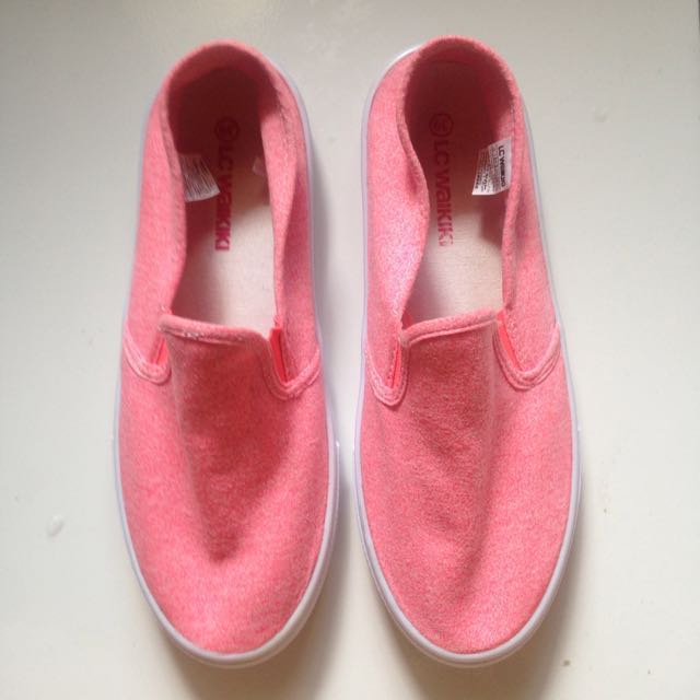 Preloved Like New Lc Waikiki Shoes Women S Fashion Women S Shoes On Carousell