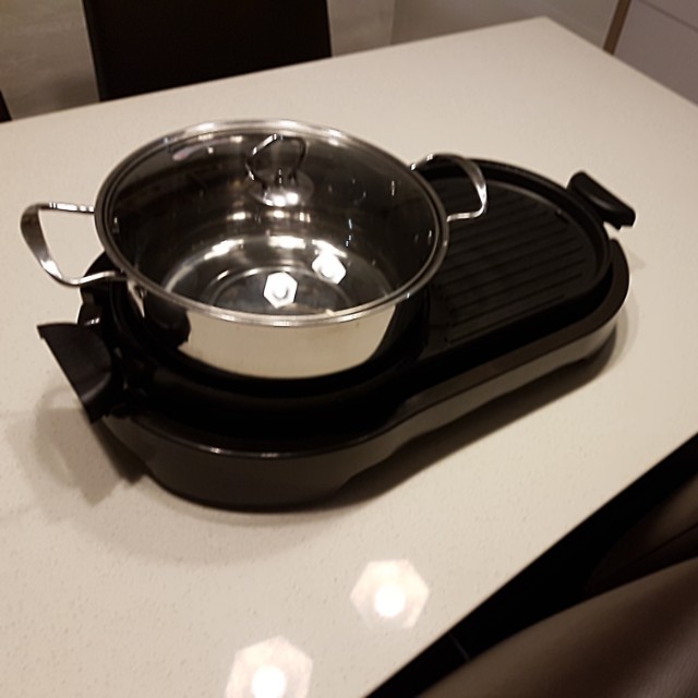 Steamboat Pot + Hot Grill Plate, TV & Home Appliances, Kitchen ...