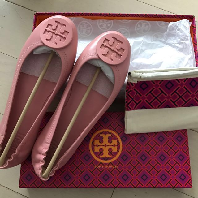 tory burch minnie travel ballet with logo