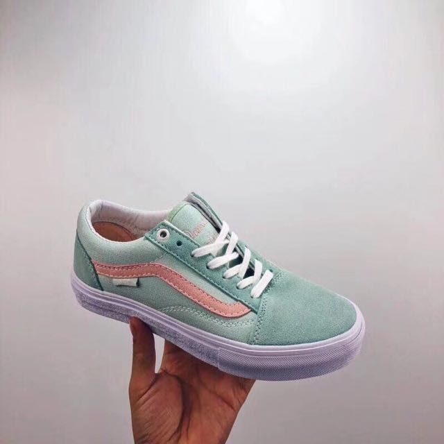 Vans era pro daniel lutheran store