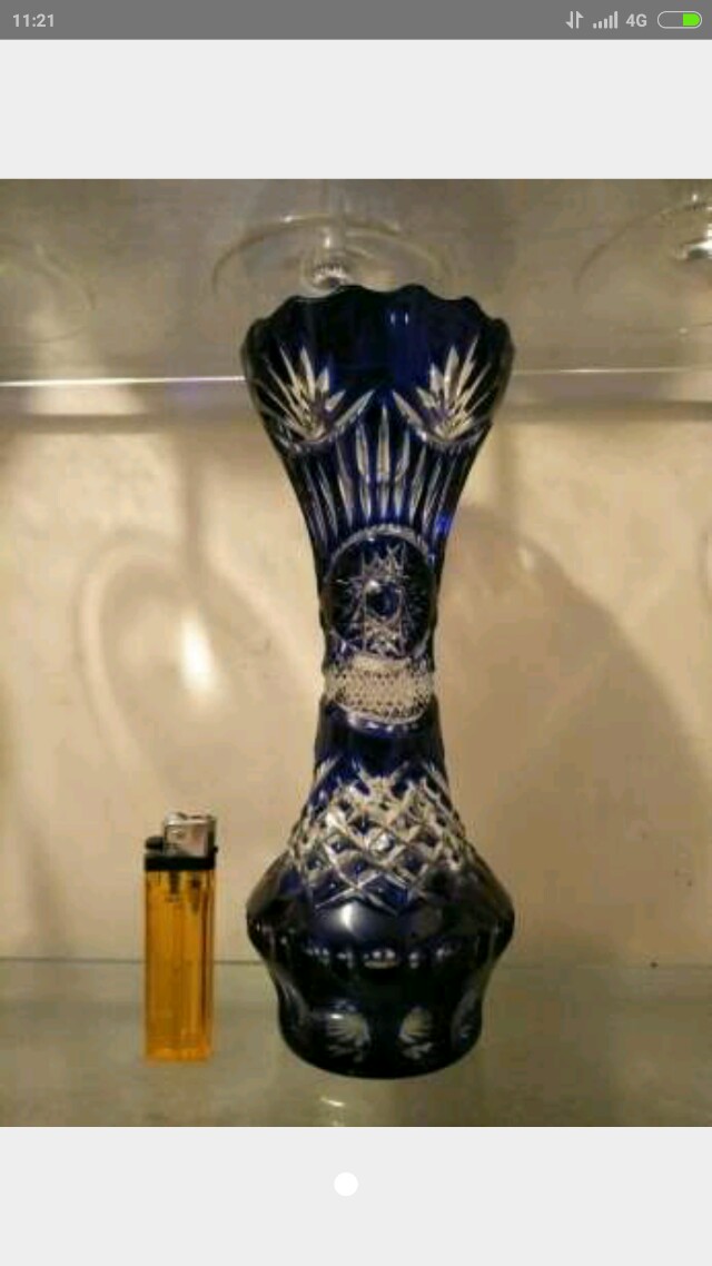 Vas Bunga Kristal Bohemia Antik Pajangan Di Carousell