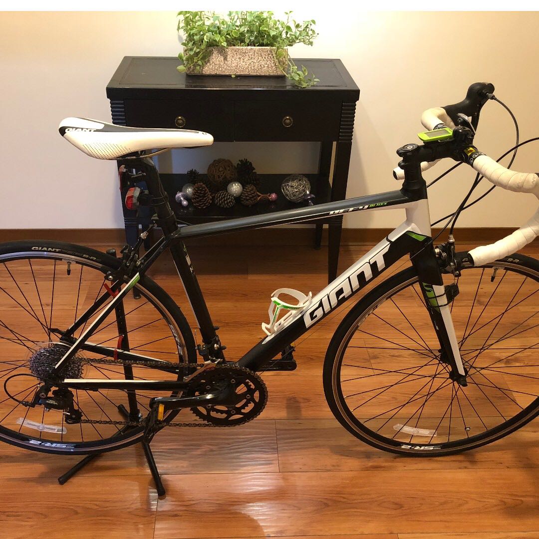 Giant Defy 3 2025 | coastal-usa.com