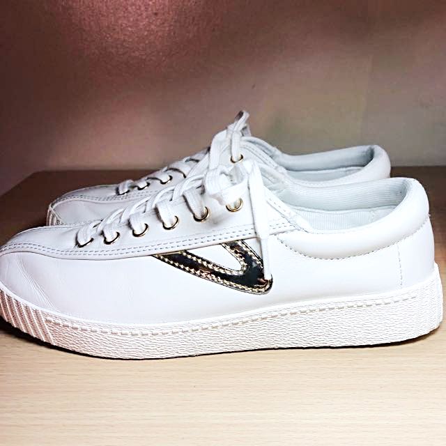 tretorn leather