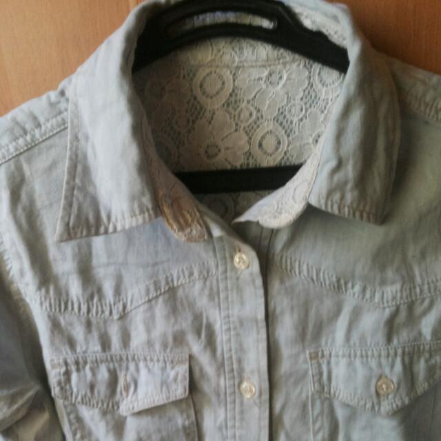 Long Light Denim Blouse (Category: Blouses) located in Quezon City. Submitted by z_gap (Listing ID 148301757, Image 2). Description: .