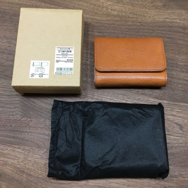 Muji Wallet, Men's Fashion, Watches & Accessories, Wallets & Card ...