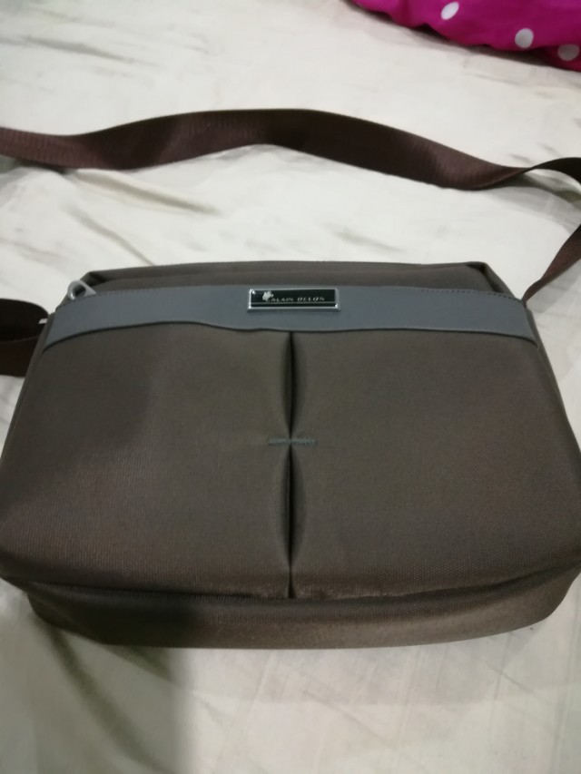 alain delon sling bag