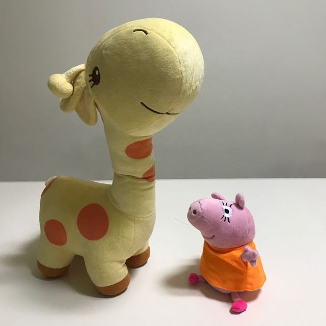 peppa pig giraffe toy