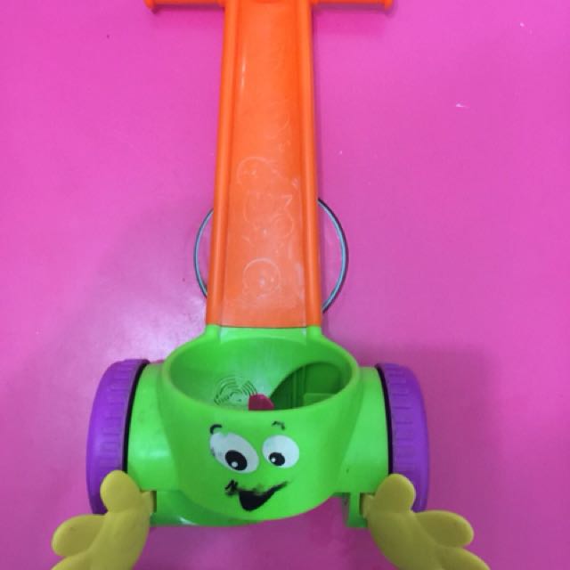 Push pull toy, Hobbies & Toys, Toys & Games on Carousell