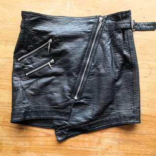 AS NEW Black leather look skirt