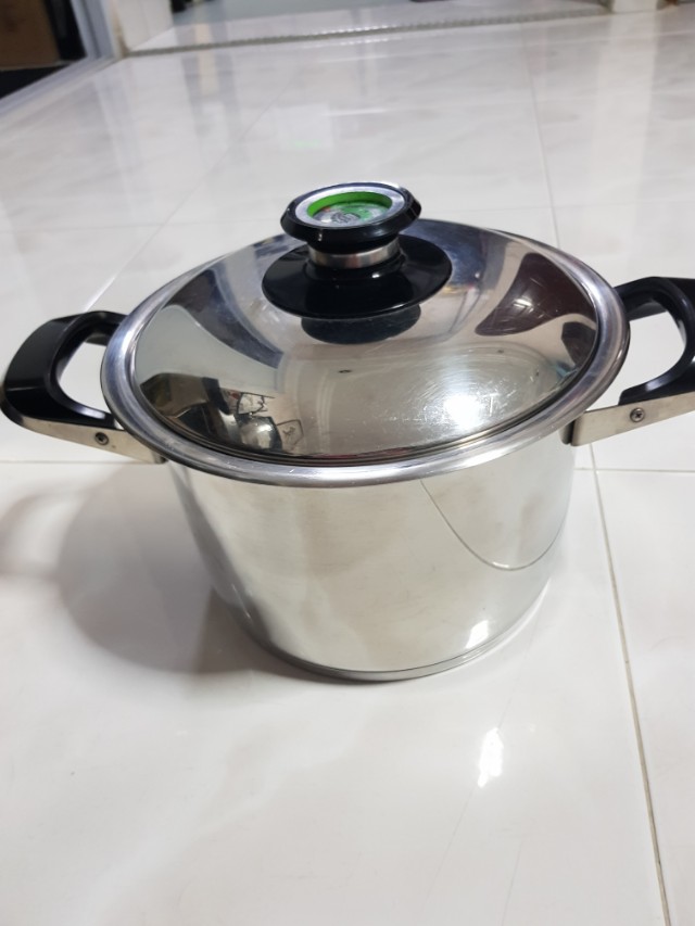 Amc pressure cooker for sale 2025