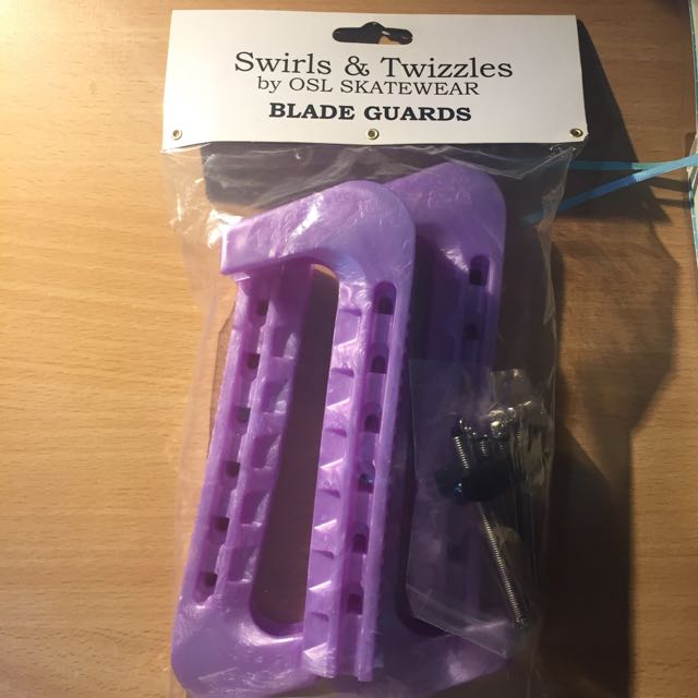 Ice Skating Blade Guards / Hard Guards (Purple/Lilac), Sports Equipment