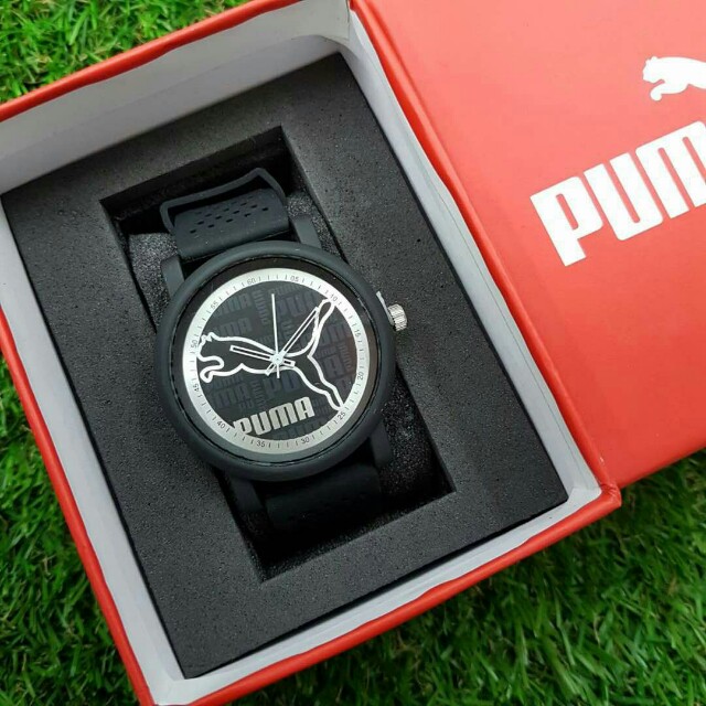 Jam (Category: Watches) located in Selising. Submitted by mia_asyraf (Listing ID 148564385, Image 2). Description: ⌚AC Watch⌚: Puma RM 60 sm RM 65 ss sekali box Material : Rubber Condition : NEW Gender : Unisex ================== Spec Ringkas : ✔ 1 Month Warranty mesin ✔ Battery watch ✔ gred AA ✔ Analog function.