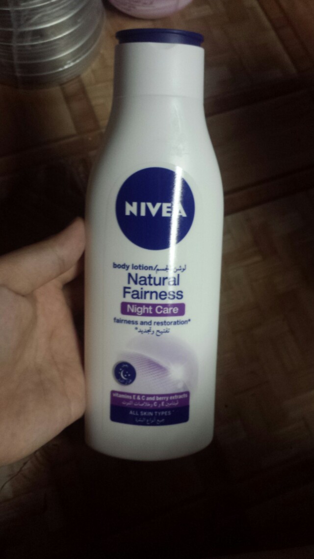 nivea natural fairness night care