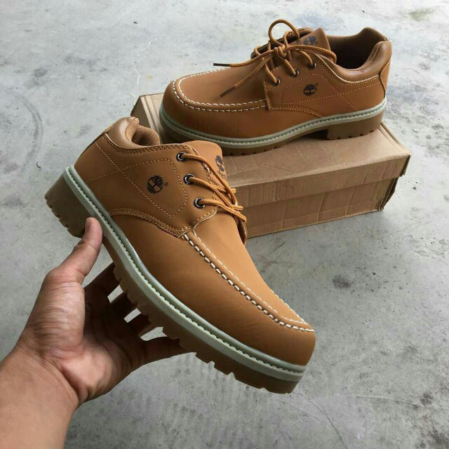 Timberland low cut boot top