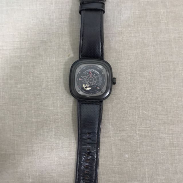 used sevenfriday watch
