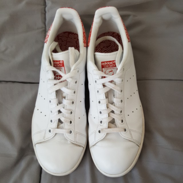 Stan smith deals red shoes