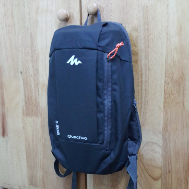 Beg quechua on sale decathlon