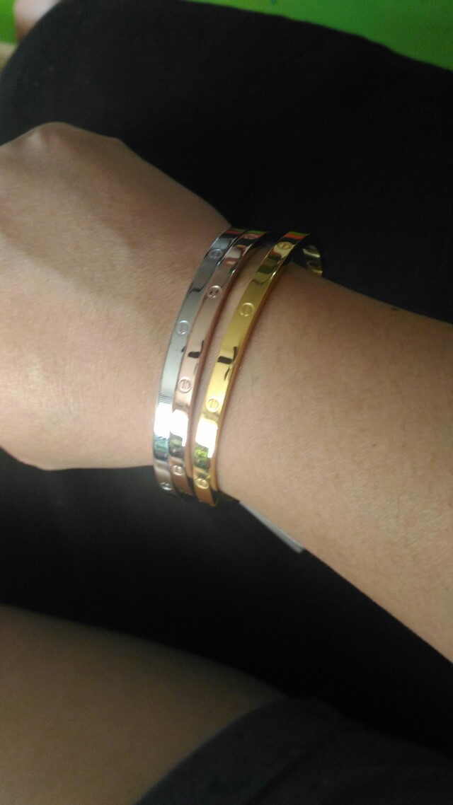 Cartier thread bracelet