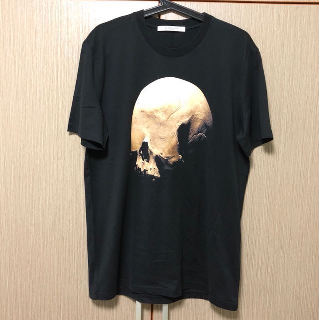 givenchy skull shirt