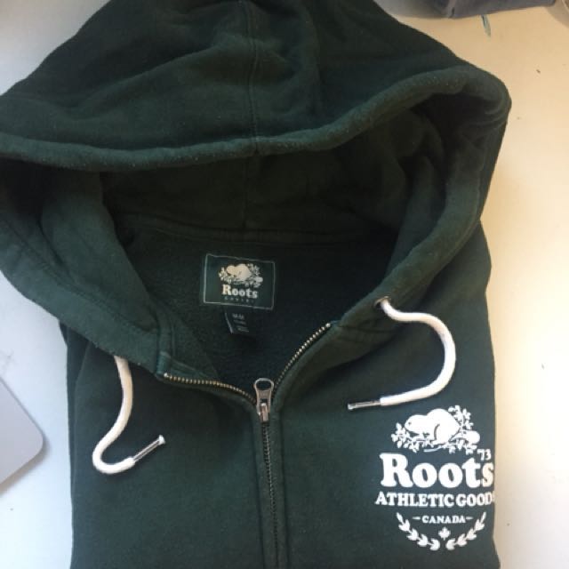 Green deals roots sweater