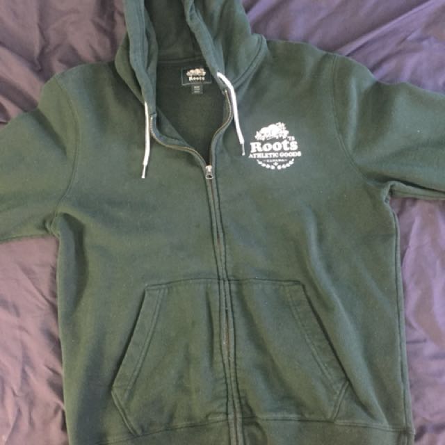 Green roots sweater clearance