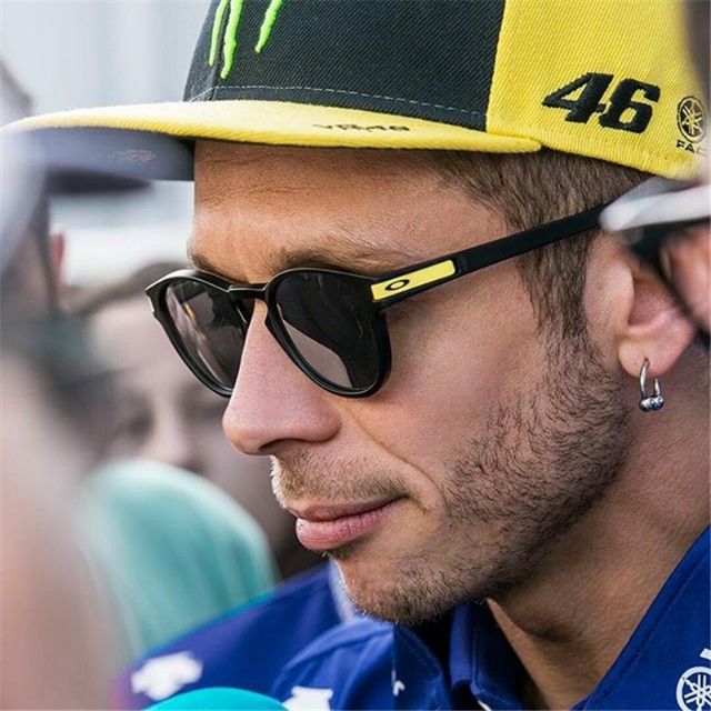 Oakley cheap latch vr46