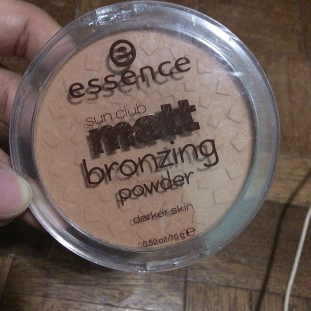 Repriced Essence Sun Club Matt Bronzing Powder Health Beauty Makeup On Carousell