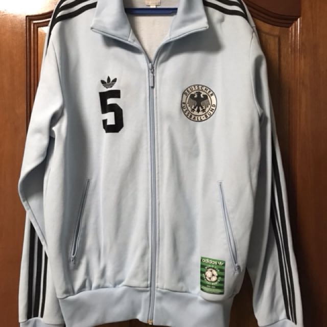 Адидас оригинал германия. Adidas Originals Franz Beckenbauer. Олимпийка Beckenbauer очки.