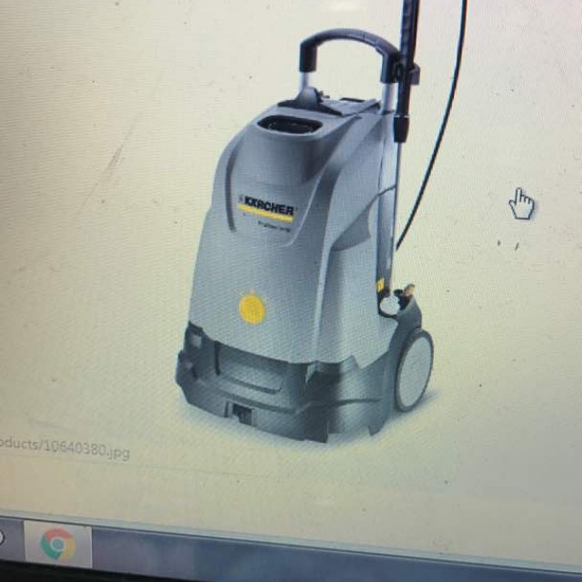 Water jet hot water( steamer ), Everything Else, Others on Carousell