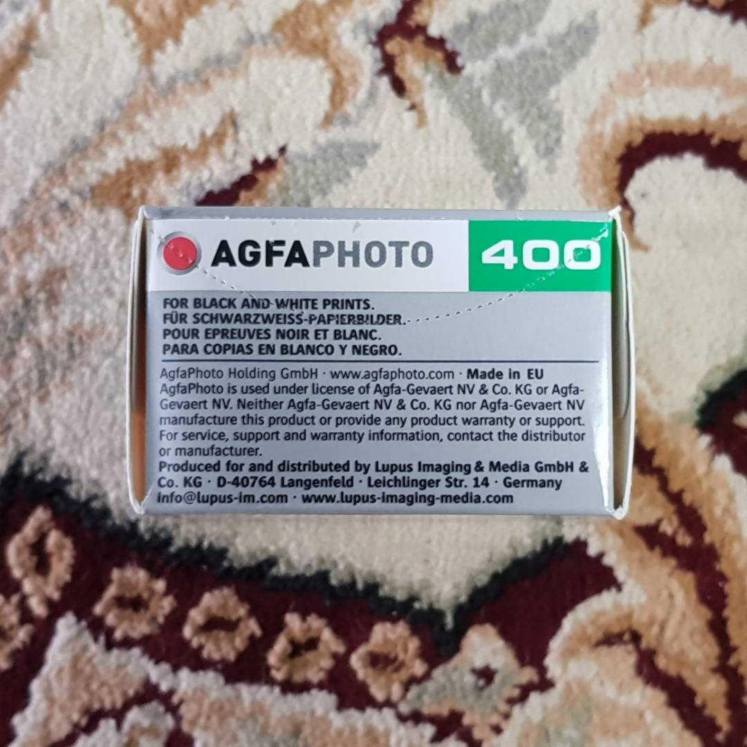 Agfa APX 400 Black & White Fresh Film ( iso 400 ) 35mm 135 format