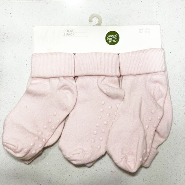Available 4 sizes BNWT baby girls white pink or ibeige  deluxe socks 