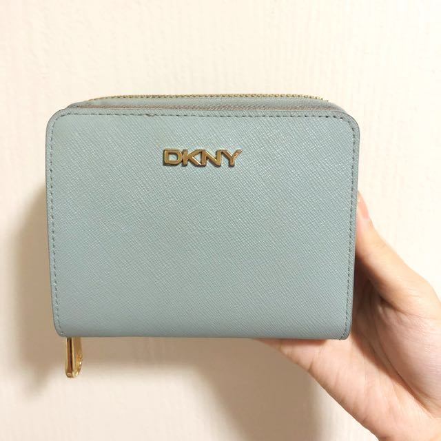 womens dkny purse