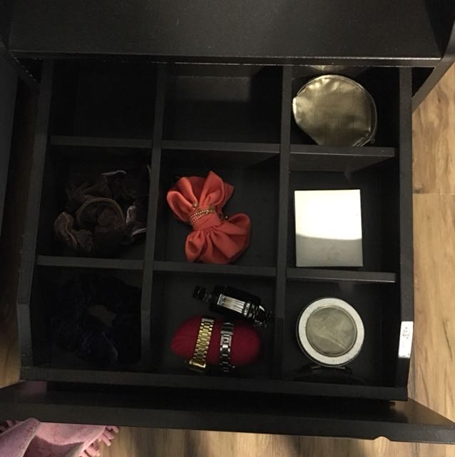 Dressing table (Category: Tables & Sets) located in Singapore. Submitted by ling.ling (Listing ID 148905138, Image 2). Description: As good as new Used for a few months only I got 2 identical one ! If interested do private message me your budget Get both at cheaper price :) .