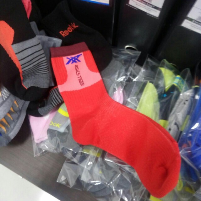 kaos kaki asics original
