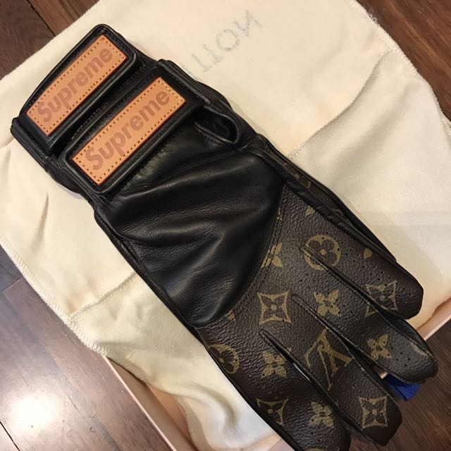 LOUIS VUITTON x Supreme Monogram Men's Baseball Gloves Brown Leather LV Logo