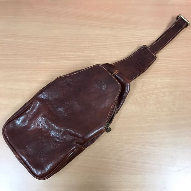 vera pelle mens bag