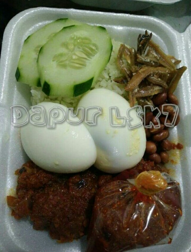 Nasi Lemak Pandan Kukus Premium Oct10 Food Drinks Instant Food On Carousell