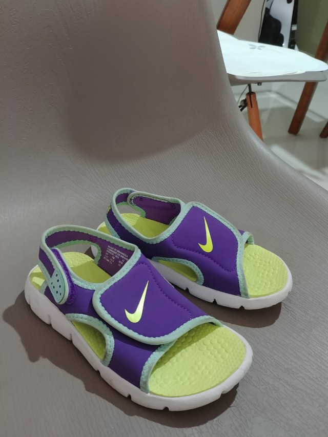 nike kids slip ons