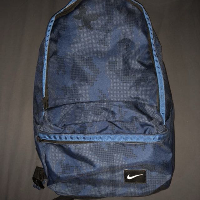 nike backpack dark blue