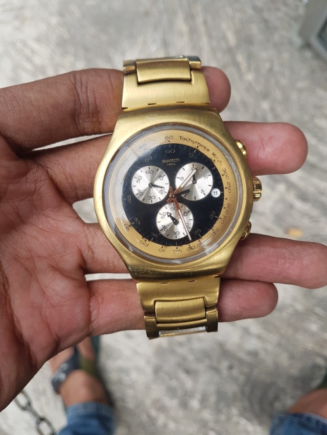 Swatch outlet big gold