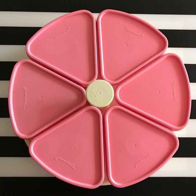 Tupperware Vintage Lazy Susan 6 Pie Wedge Set Home Appliances On Carousell