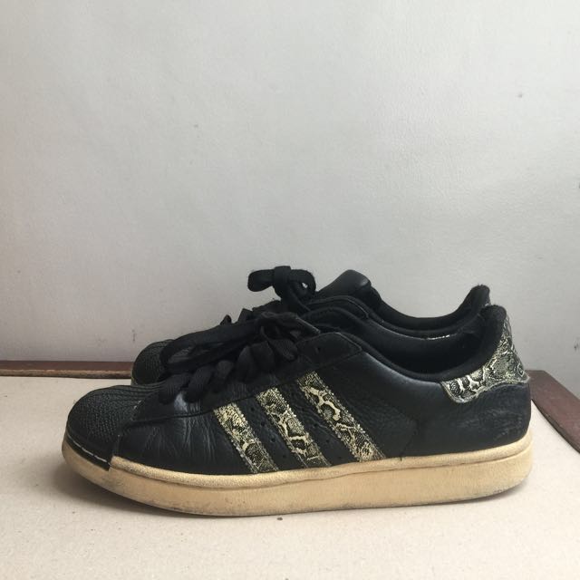 authentic adidas superstar