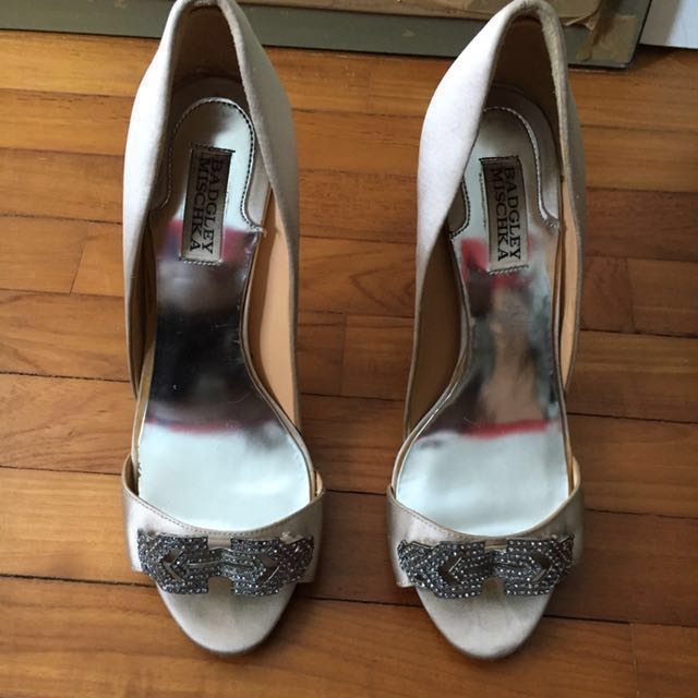 Badgley mischka rose gold shoes best sale