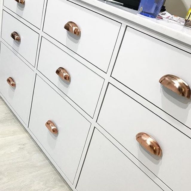 knobs and handles