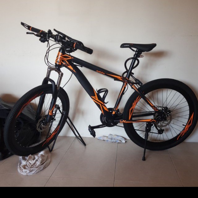 Adidsi mountain bike