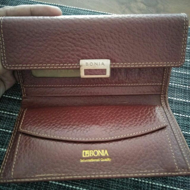  Dompet  bonia Fesyen Wanita Tas Dompet  di Carousell