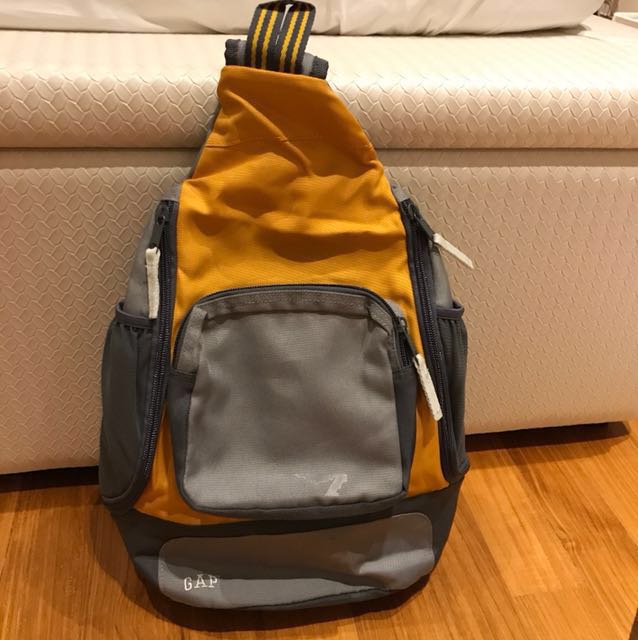 gap sling backpack