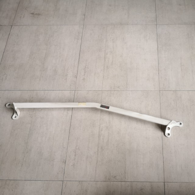 Kia cerato Forte strut bar, Car Accessories on Carousell