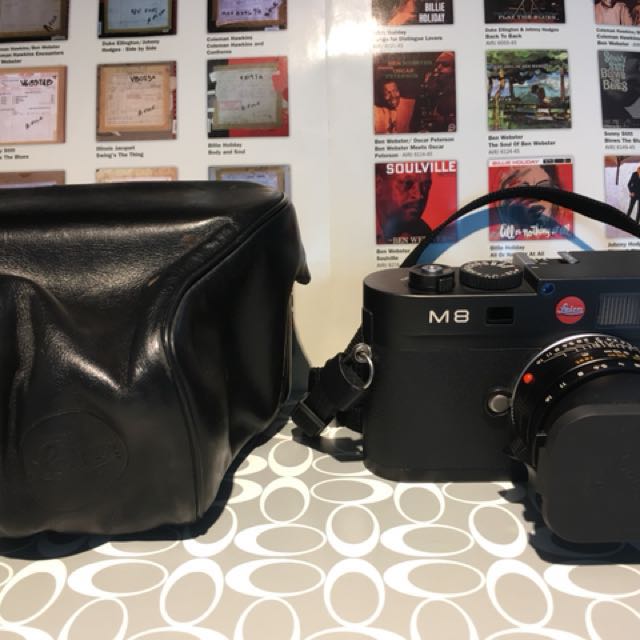 Leica M8 for sale complete with Leica leather case, Photography