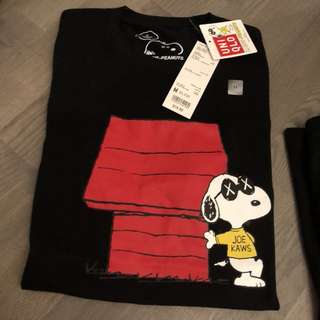 Limited Uniqlo*KAWS*Snoopy T-shirt